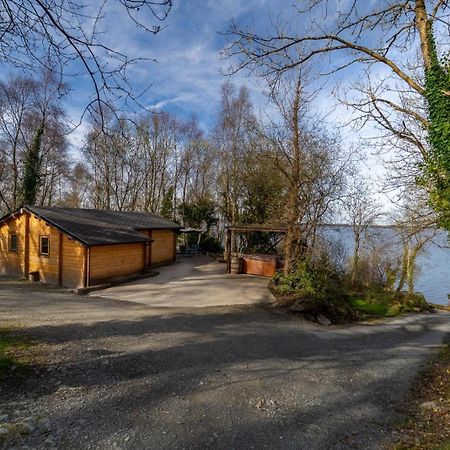 Stunning Log Cabin On The Lake Portroe Экстерьер фото